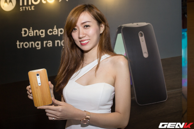 Moto X Style phiên bản vỏ tre.