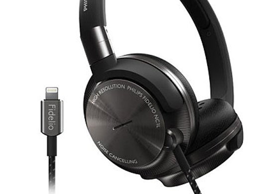 Tai nghe dùng cổng Lightning của Phillips.