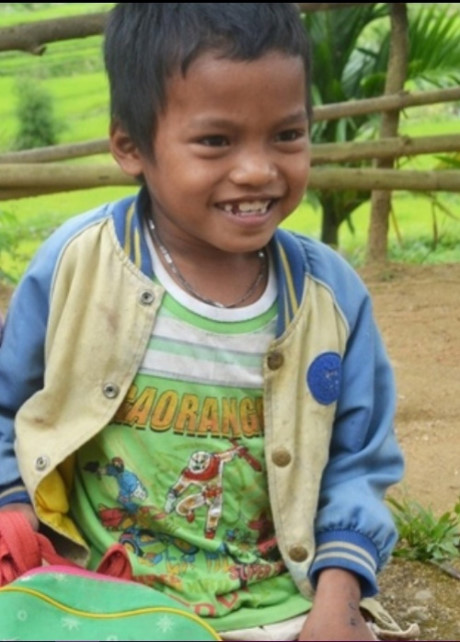 Cậu b&eacute; Đinh N&ocirc;kia..