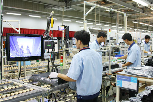 Doanh nghiệp điện tử nội vẫn còn lép vế trước doanh nghiệp FDI. Ảnh: Internet.