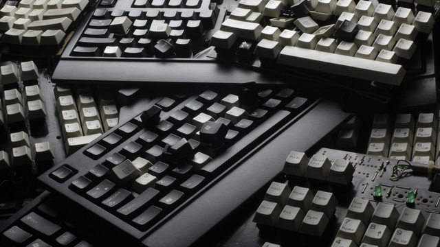 Cách truy cập dữ liệu của người dùng phụ thuộc nhiều vào bàn phím máy tính.