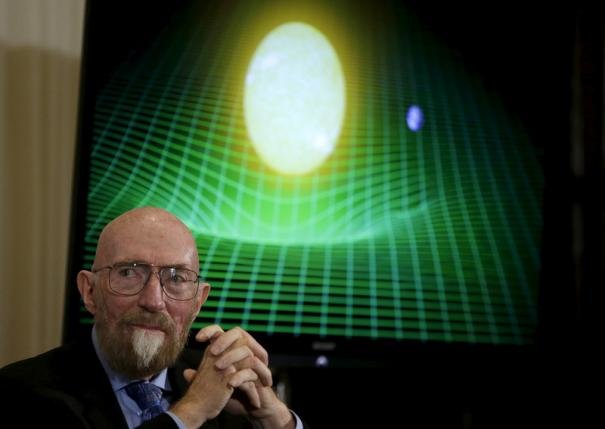 TS. Kip Thorne tham gia cuộc họp báo thảo luận về việc phát hiện ra sóng hấp dẫn - Ảnh: Reuters.