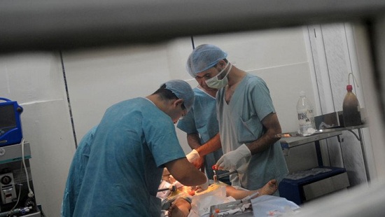 Sau ca mổ não bất thành, người đàn ông không thể nói tiếng mẹ đẻ, chỉ nói được tiếng Pháp