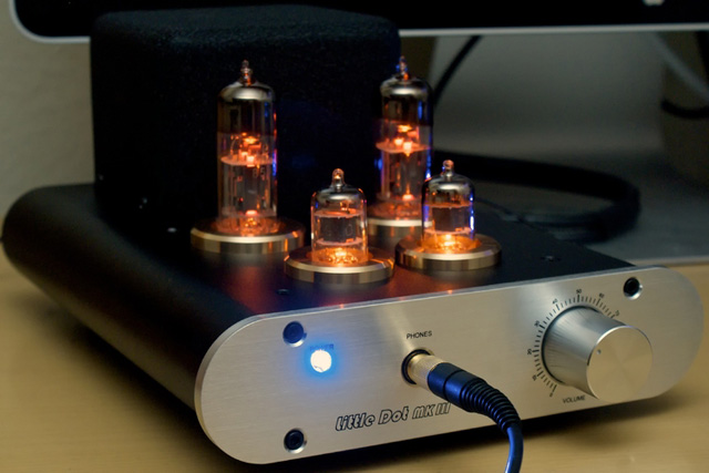 Little Dot mk III là một trong những mẫu amp đèn được ưa chuộng nhất tại Việt Nam.