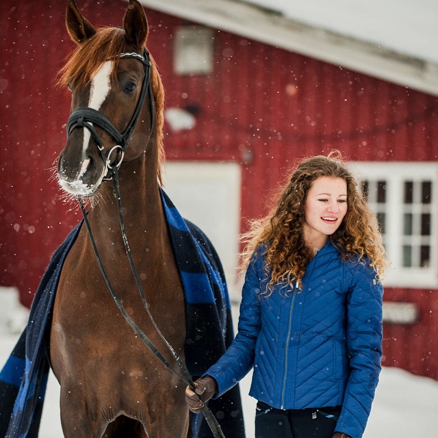 Điều kiện gia đình giúp tôi có nhiều cơ hội phát triển, đặc biệt là trong sự nghiệp cưỡi ngựa bởi nó cần đầu tư rất nhiều. Nhưng bạn không thể thành công nếu chỉ có tiền, Alexandra nói thêm.