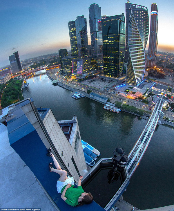 Chỉ có ở những độ cao nguy hiểm, bạn mới có cơ hội chiêm ngưỡng những cảnh đẹp này.