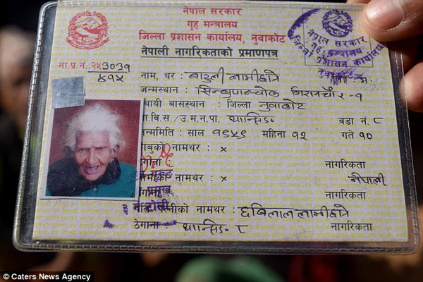 Hộ chiếu của cụ Batuli.