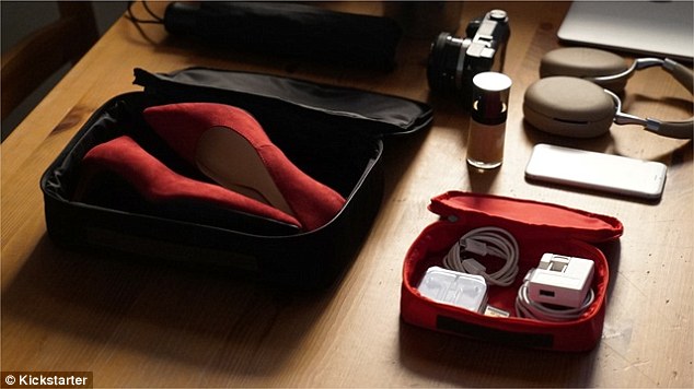 Các khoang nhỏ hơn để chứa những đồ dùng quan trọng, tránh va đập