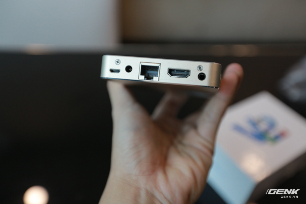 Các cổng kết nối.