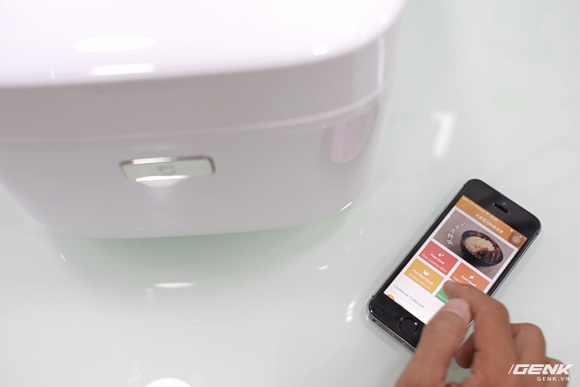 Kết nối với smartphone.