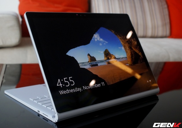 Microsoft và các sản phẩm của hãng đang dẫn dắt thị trường máy tính quay trở lại đà hồi phục.