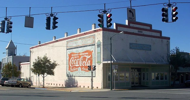 Bất ngờ trở thành triệu phú với những lý do chẳng ai ngờ tới - Ảnh 6. Bất ngờ trở thành triệu phú với những lý do chẳng ai ngờ tới - Ảnh 6.