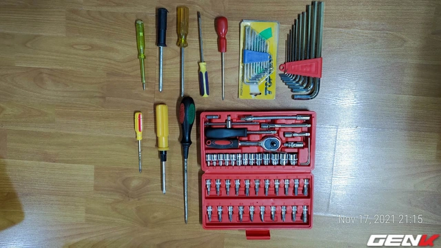 Những "đồ nghề cứu nguy" mà ai cũng cần có trong nhà - giúp tiết kiệm cả tấn tiền gọi thợ - Ảnh 2. Những "đồ nghề cứu nguy" mà ai cũng cần có trong nhà - giúp tiết kiệm cả tấn tiền gọi thợ - Ảnh 2.