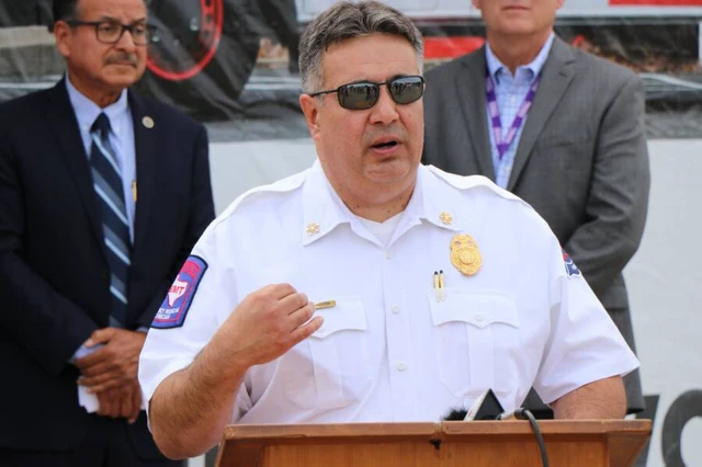 Anh lính cứu hỏa đánh bả chó mèo nhà hàng xóm có thể sẽ phải đi tù 10 năm! - Ảnh 2. Anh lính cứu hỏa đánh bả chó mèo nhà hàng xóm có thể sẽ phải đi tù 10 năm! - Ảnh 2.