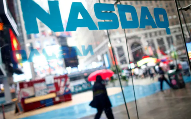 Chỉ trong 1 năm, ngành công nghệ bốc hơi 7.400 tỷ USD như thế nào? - Ảnh 1. Chỉ trong 1 năm, ngành công nghệ bốc hơi 7.400 tỷ USD như thế nào? - Ảnh 1.