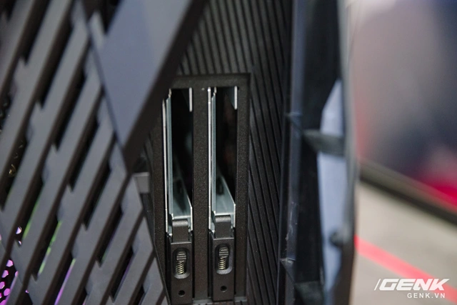 Cận cảnh ASUS ROG Strix GA35 và ROG Strix G10DK, bộ đôi desktop dành riêng cho game thủ, giá từ 26 cho đến 52 triệu đồng - Ảnh 7. Cận cảnh ASUS ROG Strix GA35 và ROG Strix G10DK, bộ đôi desktop dành riêng cho game thủ, giá từ 26 cho đến 52 triệu đồng - Ảnh 7.