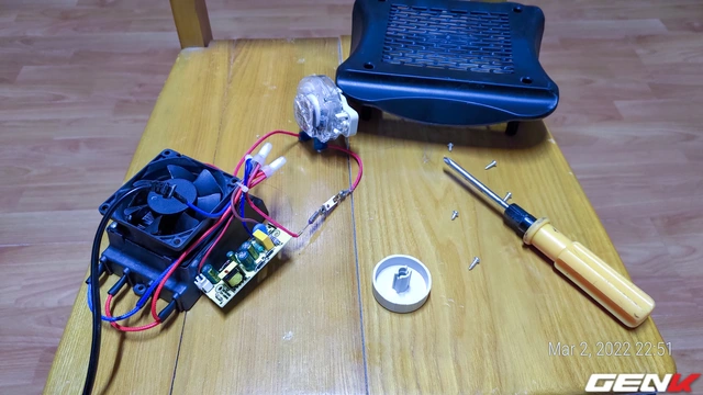 Mổ bụng tủ sấy quần áo "Công nghệ Nhật": có gì mà giá tận những 449K? - Ảnh 10. Mổ bụng tủ sấy quần áo "Công nghệ Nhật": có gì mà giá tận những 449K? - Ảnh 10.