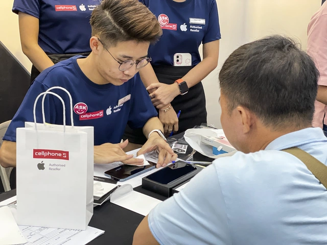 Mở bán chính thức iPhone 13 Series phiên bản Xanh lá tại Việt Nam - Ảnh 4. Mở bán chính thức iPhone 13 Series phiên bản Xanh lá tại Việt Nam - Ảnh 4.