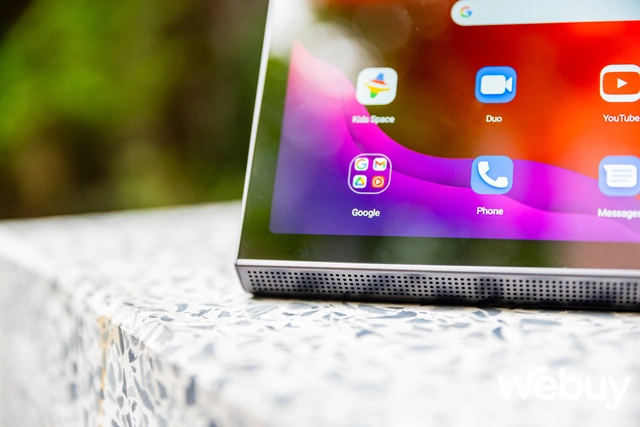Trải nghiệm nhanh Lenovo Yoga Tab 11: thiết kế độc đáo, màn hình 11 inch 2K, loa JBL kép sống động - Ảnh 14. Trải nghiệm nhanh Lenovo Yoga Tab 11: thiết kế độc đáo, màn hình 11 inch 2K, loa JBL kép sống động - Ảnh 14.