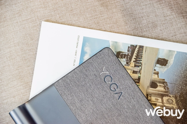 Trải nghiệm nhanh Lenovo Yoga Tab 11: thiết kế độc đáo, màn hình 11 inch 2K, loa JBL kép sống động - Ảnh 8. Trải nghiệm nhanh Lenovo Yoga Tab 11: thiết kế độc đáo, màn hình 11 inch 2K, loa JBL kép sống động - Ảnh 8.