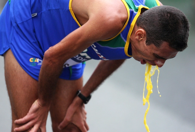 Người ta tập thể dục xong thấy sảng kho&aacute;i y&ecirc;u đời, t&ocirc;i th&igrave; lại thấy &ocirc;m ốm v&agrave; buồn ngủ - Ảnh 4.