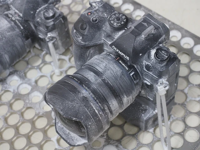 Đây là cách Olympus "tra tấn" máy ảnh để xác định độ bền - Ảnh 10. Đây là cách Olympus "tra tấn" máy ảnh để xác định độ bền - Ảnh 10.
