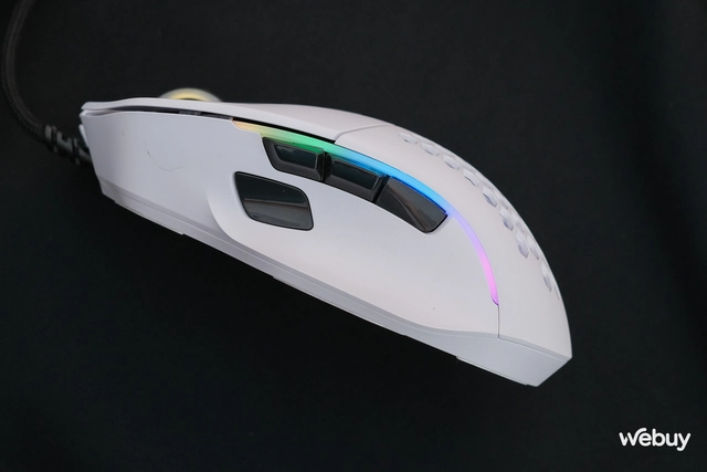 Trên tay Glorious Model I: Chuột gaming công thái học nhiều nút bấm, giá dưới 1.5 triệu đồng và không dành cho người... sợ lỗ - Ảnh 12. Trên tay Glorious Model I: Chuột gaming công thái học nhiều nút bấm, giá dưới 1.5 triệu đồng và không dành cho người... sợ lỗ - Ảnh 12.