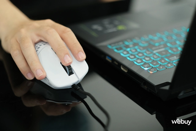 Chi tiết Glorious Model I: Chuột gaming công thái học siêu nhẹ, nhiều nút bấm, giá dưới 1.5 triệu đồng và không dành cho người... sợ lỗ - Ảnh 20. Chi tiết Glorious Model I: Chuột gaming công thái học siêu nhẹ, nhiều nút bấm, giá dưới 1.5 triệu đồng và không dành cho người... sợ lỗ - Ảnh 20.