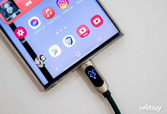 MKBHD mua cáp sạc hiển thị công suất tận hơn 400k, ở Việt Nam giá bằng 1/5 mà xịn chẳng kém - Ảnh 7. MKBHD mua cáp sạc hiển thị công suất tận hơn 400k, ở Việt Nam giá bằng 1/5 mà xịn chẳng kém - Ảnh 7.