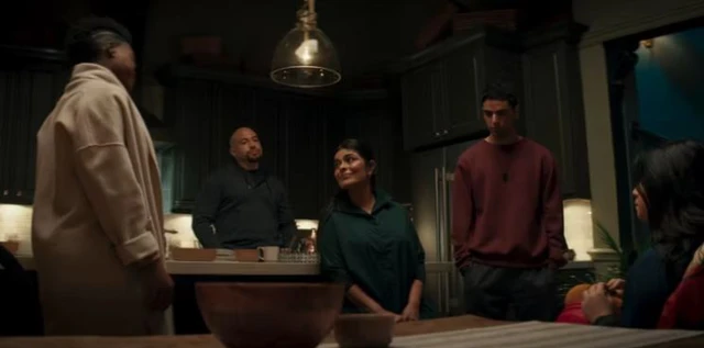 Những chi tiết th&uacute; vị trong tập 3 Ms. Marvel: Sức mạnh của Kamala Khan c&oacute; li&ecirc;n quan đến Thập Nhẫn? - Ảnh 1.