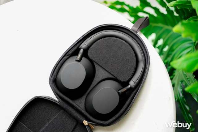 Trải nghiệm đầu về Sony WH-1000XM5: Thiết kế đẹp, tính năng xịn nhưng có điểm "cải lùi" ai định mua nên biết - Ảnh 3. Trải nghiệm đầu về Sony WH-1000XM5: Thiết kế đẹp, tính năng xịn nhưng có điểm "cải lùi" ai định mua nên biết - Ảnh 3.