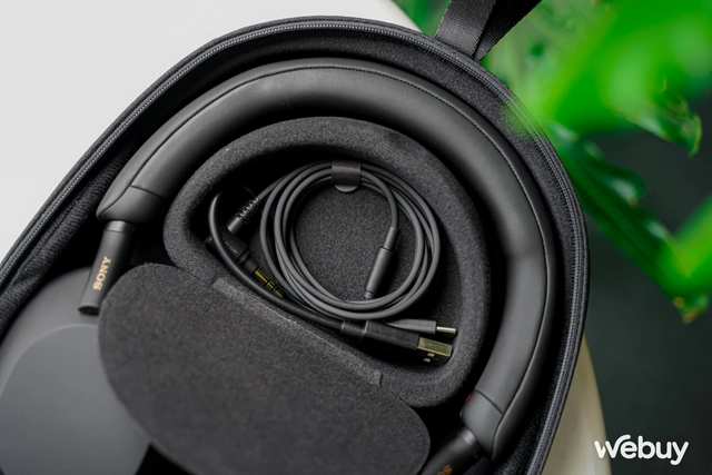 Trải nghiệm đầu về Sony WH-1000XM5: Thiết kế đẹp, tính năng xịn nhưng có điểm "cải lùi" ai định mua nên biết - Ảnh 4. Trải nghiệm đầu về Sony WH-1000XM5: Thiết kế đẹp, tính năng xịn nhưng có điểm "cải lùi" ai định mua nên biết - Ảnh 4.