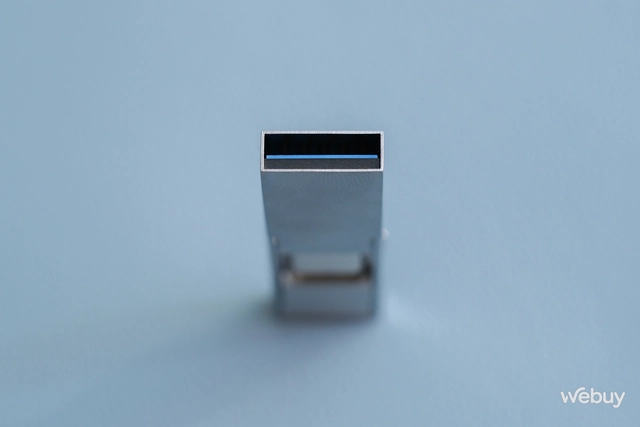 Dùng thử USB giá 350K của Xiaomi: Thiết kế nhỏ gọn, hai đầu A và C, tốc độ 169MB/s nhưng không phải có tiền là mua được - Ảnh 6. Dùng thử USB giá 350K của Xiaomi: Thiết kế nhỏ gọn, hai đầu A và C, tốc độ 169MB/s nhưng không phải có tiền là mua được - Ảnh 6.