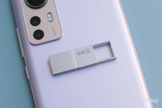 Dùng thử USB giá 350K của Xiaomi: Thiết kế nhỏ gọn, hai đầu A và C, tốc độ 169MB/s nhưng không phải có tiền là mua được - Ảnh 11. Dùng thử USB giá 350K của Xiaomi: Thiết kế nhỏ gọn, hai đầu A và C, tốc độ 169MB/s nhưng không phải có tiền là mua được - Ảnh 11.