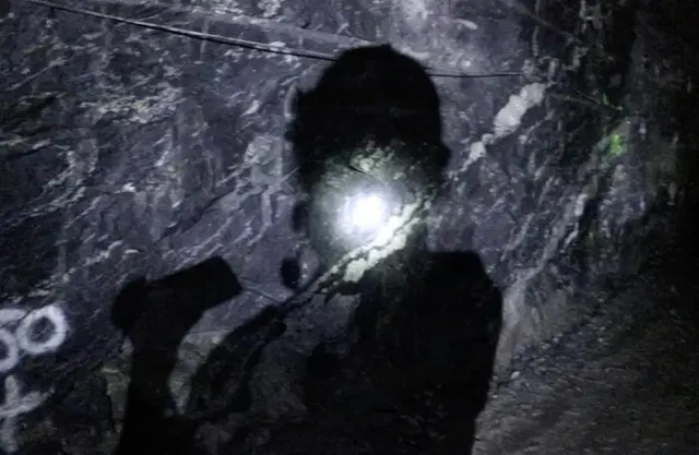 Có gì bên trong 'ngôi mộ hạt nhân' - Nỗ lực đầu tiên của nhân loại nhằm xử lý chất thải phóng xạ trong 100.000 năm - Ảnh 6. Có gì bên trong 'ngôi mộ hạt nhân' - Nỗ lực đầu tiên của nhân loại nhằm xử lý chất thải phóng xạ trong 100.000 năm - Ảnh 6.