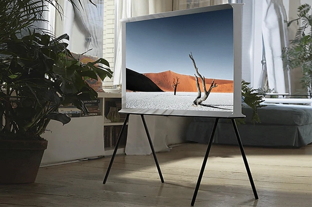 LG c&ocirc;ng bố The Pos&eacute;: TV OLED Evo hướng tới thời trang, nhưng thiết kế đ&atilde; đi mượn từ một h&atilde;ng đồng hương? - Ảnh 3.