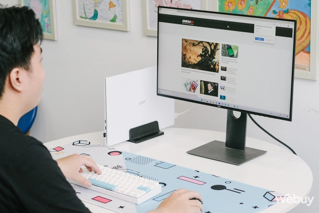 Đế dựng laptop - Ảnh 8. Đế dựng laptop - Ảnh 8.