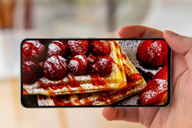 Ảnh thực tế Xiaomi 12 Lite: Smartphone tầm trung đẹp nhất của Xiaomi - Ảnh 10. Ảnh thực tế Xiaomi 12 Lite: Smartphone tầm trung đẹp nhất của Xiaomi - Ảnh 10.