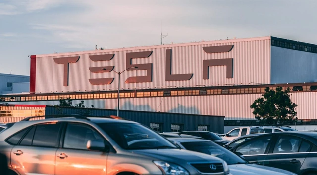 Samsung xác nhận đang thương thảo với Tesla để trở thành đối tác cung cấp modun camera cho xe điện - Ảnh 1. Samsung xác nhận đang thương thảo với Tesla để trở thành đối tác cung cấp modun camera cho xe điện - Ảnh 1.