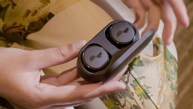 Cặp tai nghe biến đổi chất âm bằng cách đo thính lực của từng người - Ảnh 3. Cặp tai nghe biến đổi chất âm bằng cách đo thính lực của từng người - Ảnh 3.