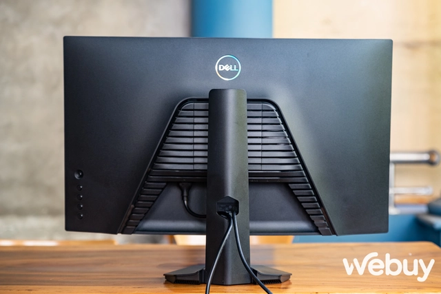 Trải nghiệm nhanh Dell S2722DGM: màn hình cong chuyên game 27 inch, tần số quét 165Hz, tốc độ đáp ứng 1ms - Ảnh 2. Trải nghiệm nhanh Dell S2722DGM: màn hình cong chuyên game 27 inch, tần số quét 165Hz, tốc độ đáp ứng 1ms - Ảnh 2.