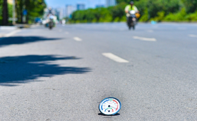 Thời tiết nóng như thể chúng ta đang ở trong một cái nồi hấp khổng lồ - Ảnh 3. Thời tiết nóng như thể chúng ta đang ở trong một cái nồi hấp khổng lồ - Ảnh 3.