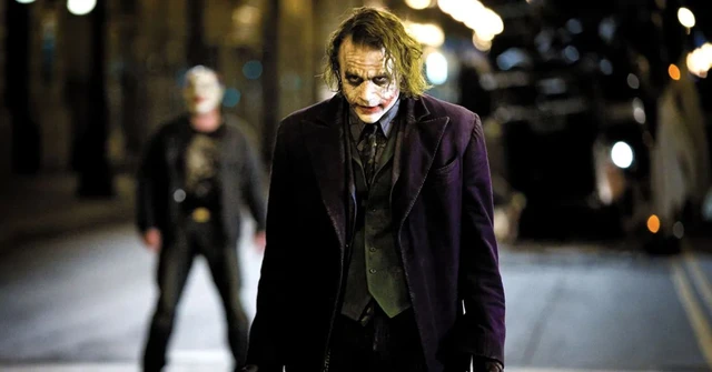 The Dark Knight Rises 10 năm nh&igrave;n lại: Đoạn kết của bản thi&ecirc;n anh h&ugrave;ng ca đ&atilde; thay đổi ho&agrave;n to&agrave;n d&ograve;ng phim si&ecirc;u anh h&ugrave;ng - Ảnh 3.