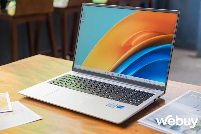 Trải nghiệm nhanh Huawei MateBook D 16: thiết kế đẹp mắt, màn hình 16 inch ấn tượng, dùng chip Intel Gen 12 H-Series, giá gần 24 triệu đồng - Ảnh 1. Trải nghiệm nhanh Huawei MateBook D 16: thiết kế đẹp mắt, màn hình 16 inch ấn tượng, dùng chip Intel Gen 12 H-Series, giá gần 24 triệu đồng - Ảnh 1.