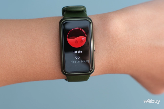 Đánh giá Huawei Band 7: Đây mới là smartband "quốc dân" của năm 2022 - Ảnh 12. Đánh giá Huawei Band 7: Đây mới là smartband "quốc dân" của năm 2022 - Ảnh 12.