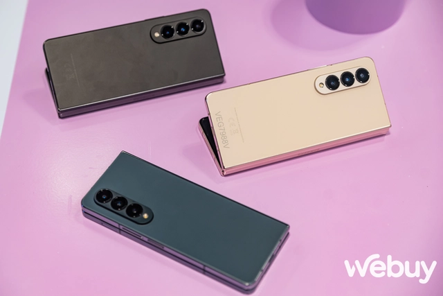 Cận cảnh điện thoại gập Galaxy Z Fold/ Z Flip thế hệ thứ 4 tại Việt Nam: Thiết kế gọn nhẹ, th&ecirc;m nhiều t&iacute;nh năng đa nhiệm, pin lớn hơn, d&ugrave;ng Snapdragon 8  Gen1 - Ảnh 25.