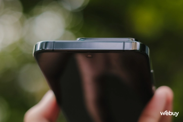 Flagship Xiaomi chạy chip Snapdragon 8 Gen 3 giá dưới 15 triệu: Điểm AnTuTu gần 2 triệu, màn hình sáng nhất thế giới- Ảnh 19. Flagship Xiaomi chạy chip Snapdragon 8 Gen 3 giá dưới 15 triệu: Điểm AnTuTu gần 2 triệu, màn hình sáng nhất thế giới- Ảnh 19.