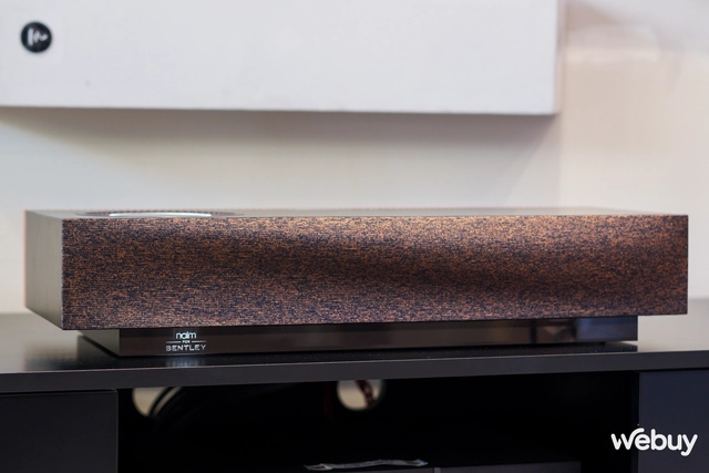 Cận cảnh chiếc loa thiết kế bởi Bentley, giá bán ngang một chiếc SH Mode- Ảnh 2. Cận cảnh chiếc loa thiết kế bởi Bentley, giá bán ngang một chiếc SH Mode- Ảnh 2.