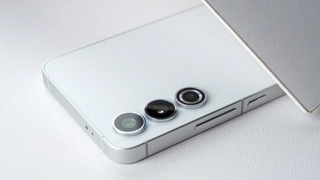 7 điện thoại xứng đáng lên đời đầu 2024: Mua luôn iPhone 15 Pro Max hay đợi siêu phẩm AI Phone mới từ Samsung?- Ảnh 7. 7 điện thoại xứng đáng lên đời đầu 2024: Mua luôn iPhone 15 Pro Max hay đợi siêu phẩm AI Phone mới từ Samsung?- Ảnh 7.