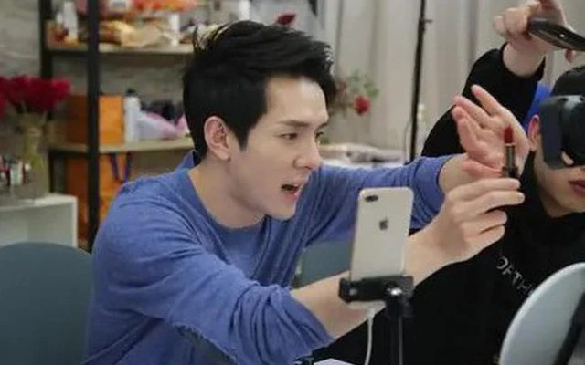 Tại sao livestream bán hàng phổ biến ở Trung Quốc, nhưng lại không hot ở Mỹ - Ảnh 1. Tại sao livestream bán hàng phổ biến ở Trung Quốc, nhưng lại không hot ở Mỹ - Ảnh 1.